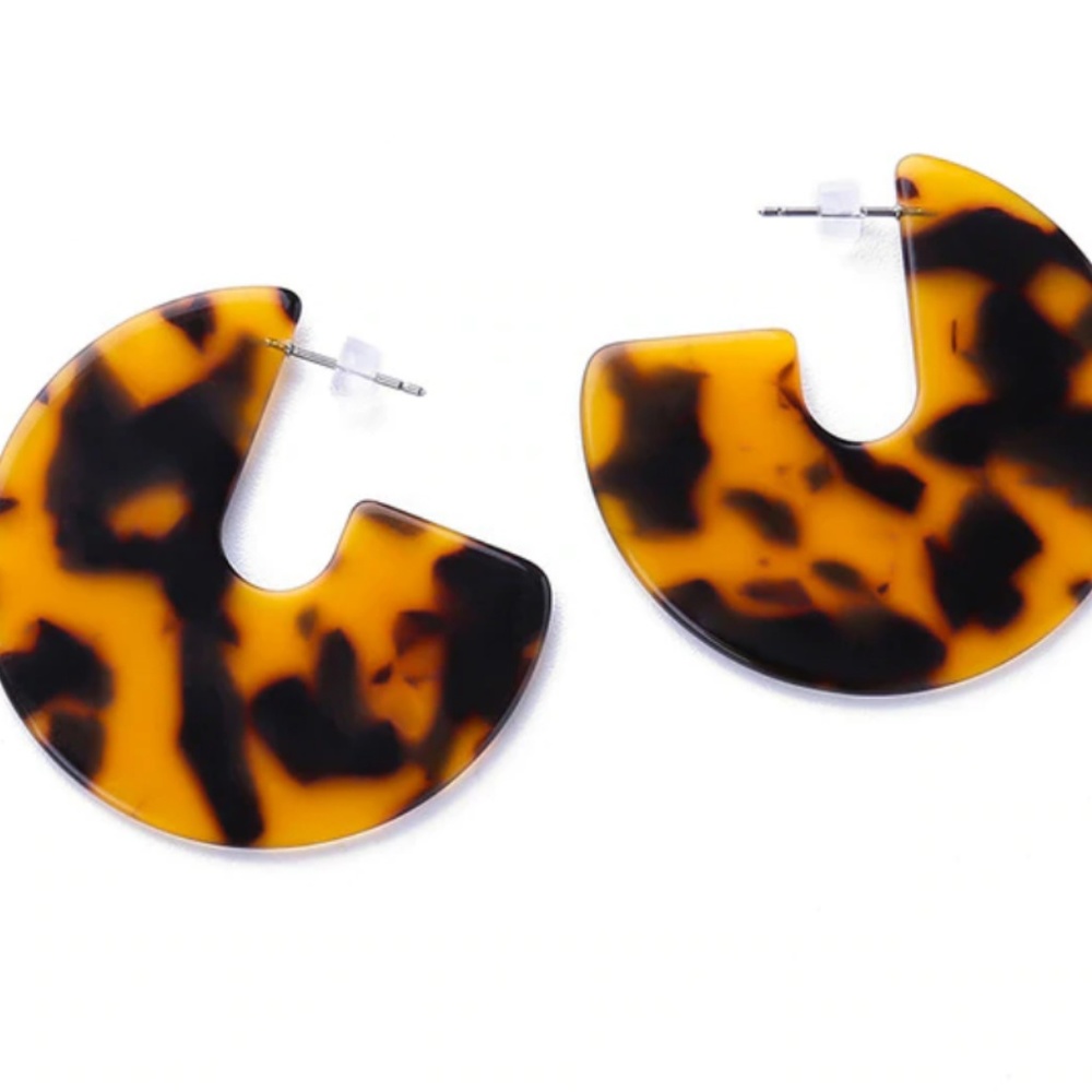 Acrylic Disc Stud in Tortoise - Picture 7 of 7